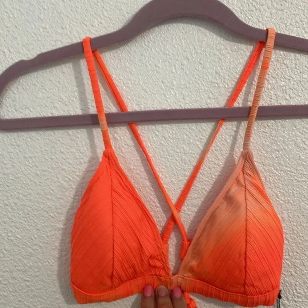 NWT- BCBGeneration- orange tie dye triangle bikini top- Size XS